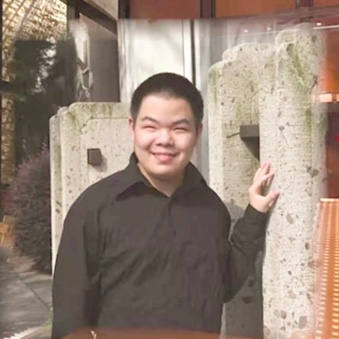 盲人钢琴才子来佳俊